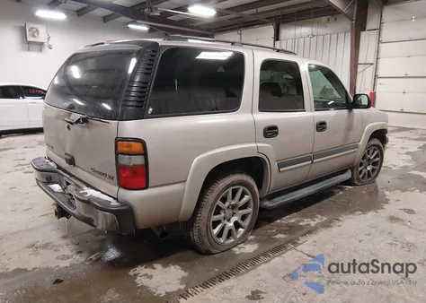 2005 Chevrolet Tahoe Ls из США, поврежденный, VIN 1GNEK13T15R275415